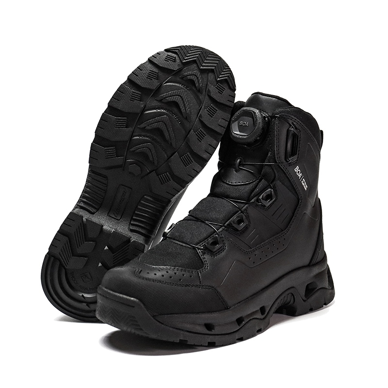 Pustende politistøvler med sandwichfôr